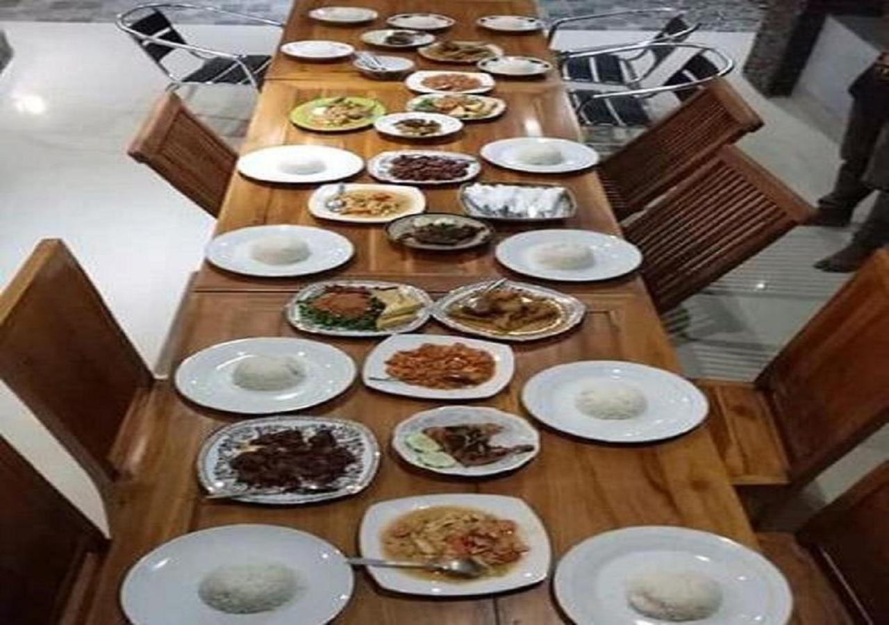 Ridho Malik Hotel Bumbang المظهر الخارجي الصورة