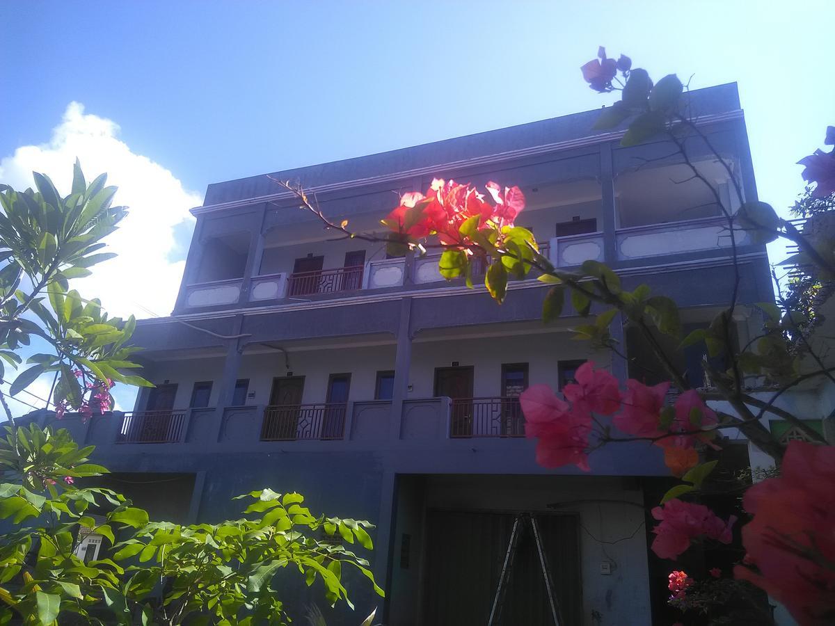 Ridho Malik Hotel Bumbang المظهر الخارجي الصورة